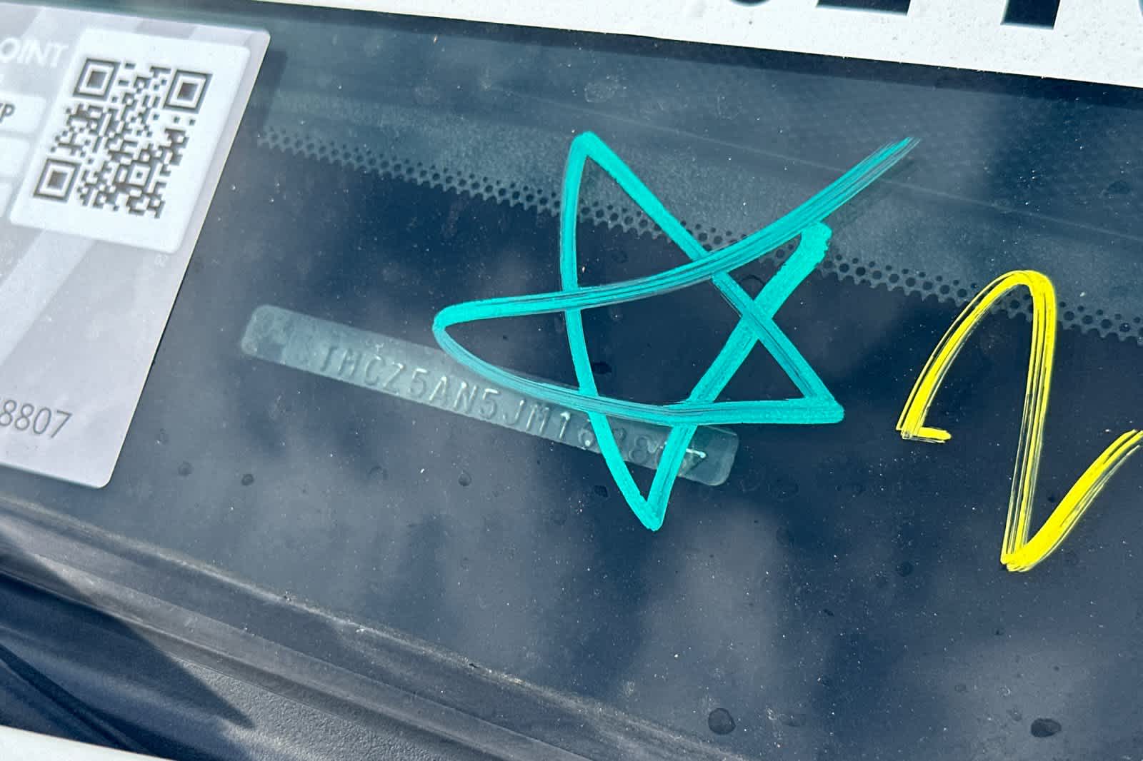 Thumbnail: 2018 Toyota Tacoma - 23