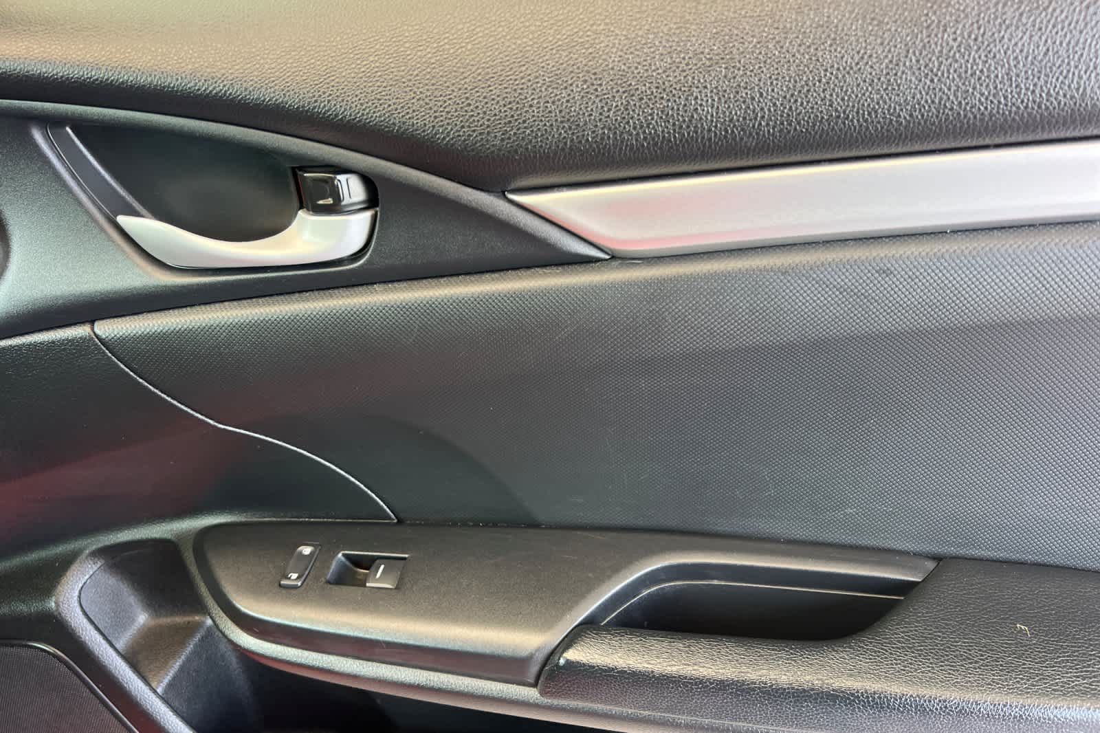 Thumbnail: 2019 Honda Civic - 17