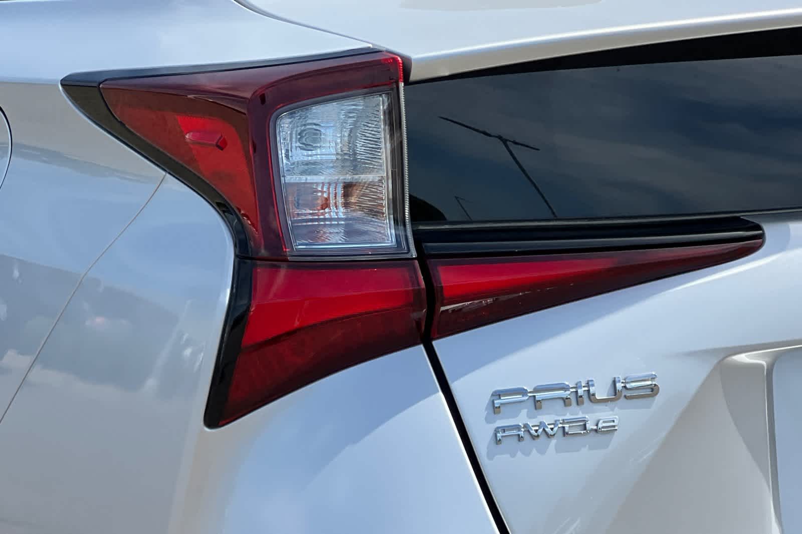 Thumbnail: 2021 Toyota Prius - 31