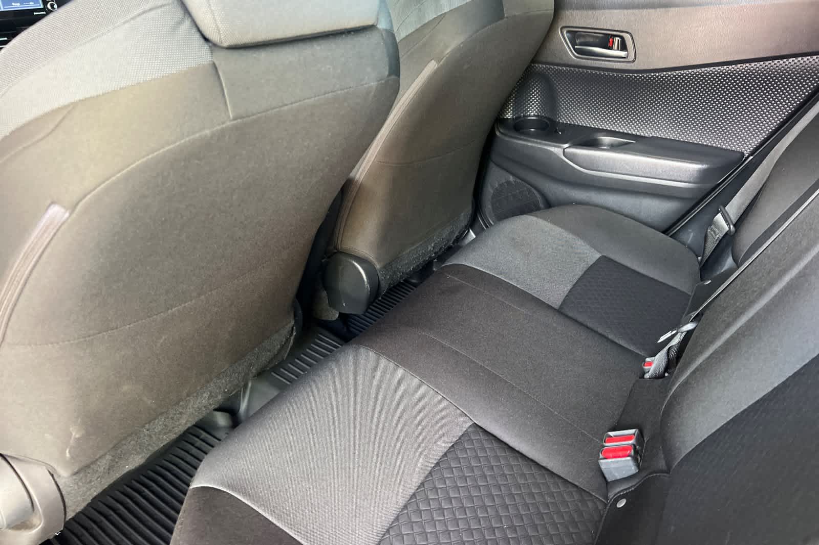 Thumbnail: 2021 Toyota C-HR - 4