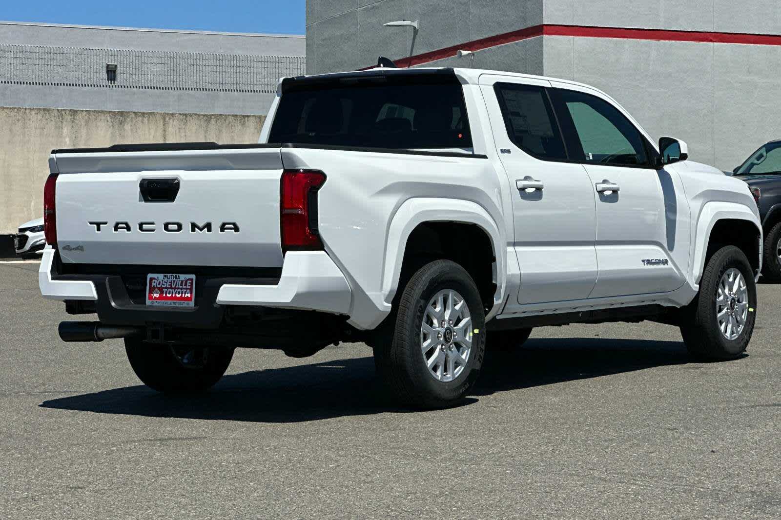 Thumbnail: 2025 Toyota Tacoma - 2