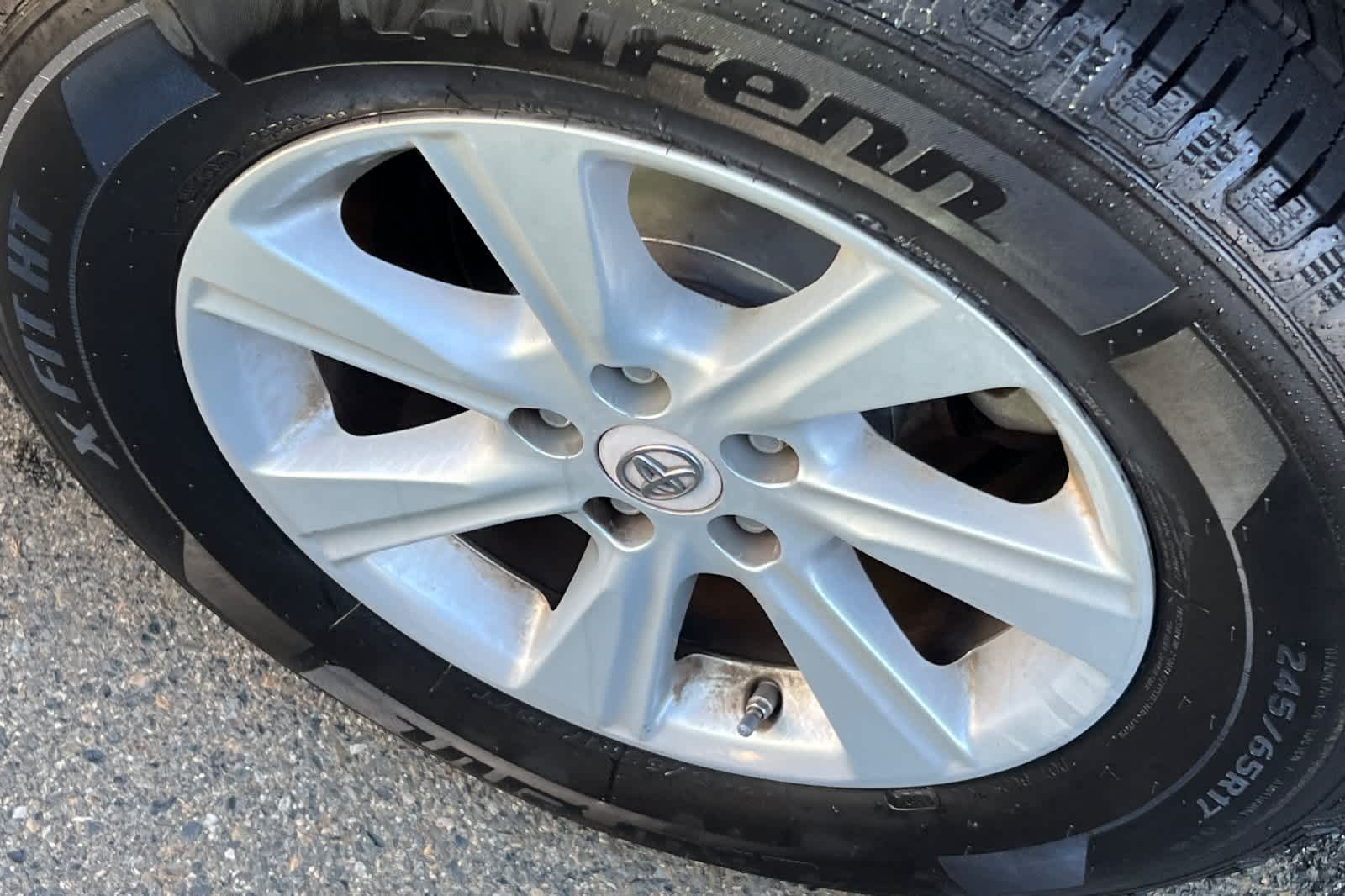 Thumbnail: 2012 Toyota Highlander - 18