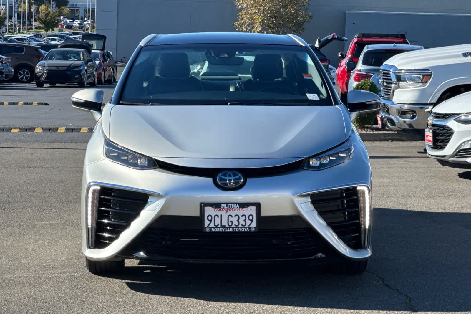 Thumbnail: 2019 Toyota Mirai - 10