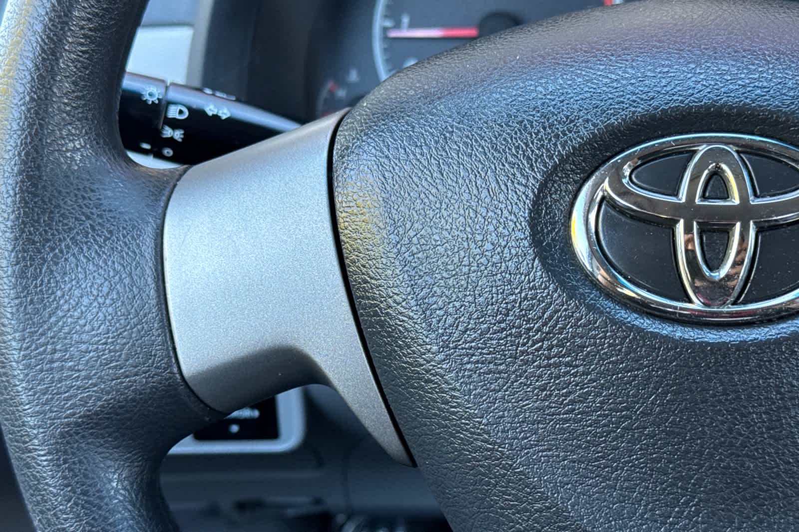 Thumbnail: 2011 Toyota Corolla - 22