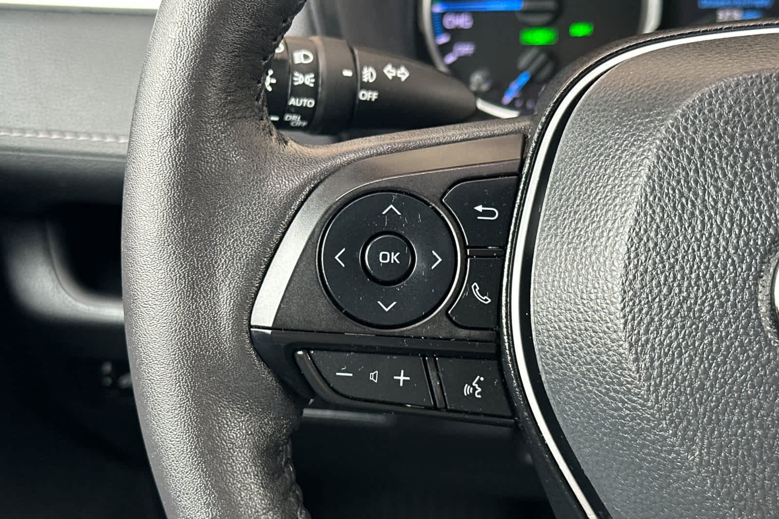 Thumbnail: 2022 Toyota RAV4 - 26