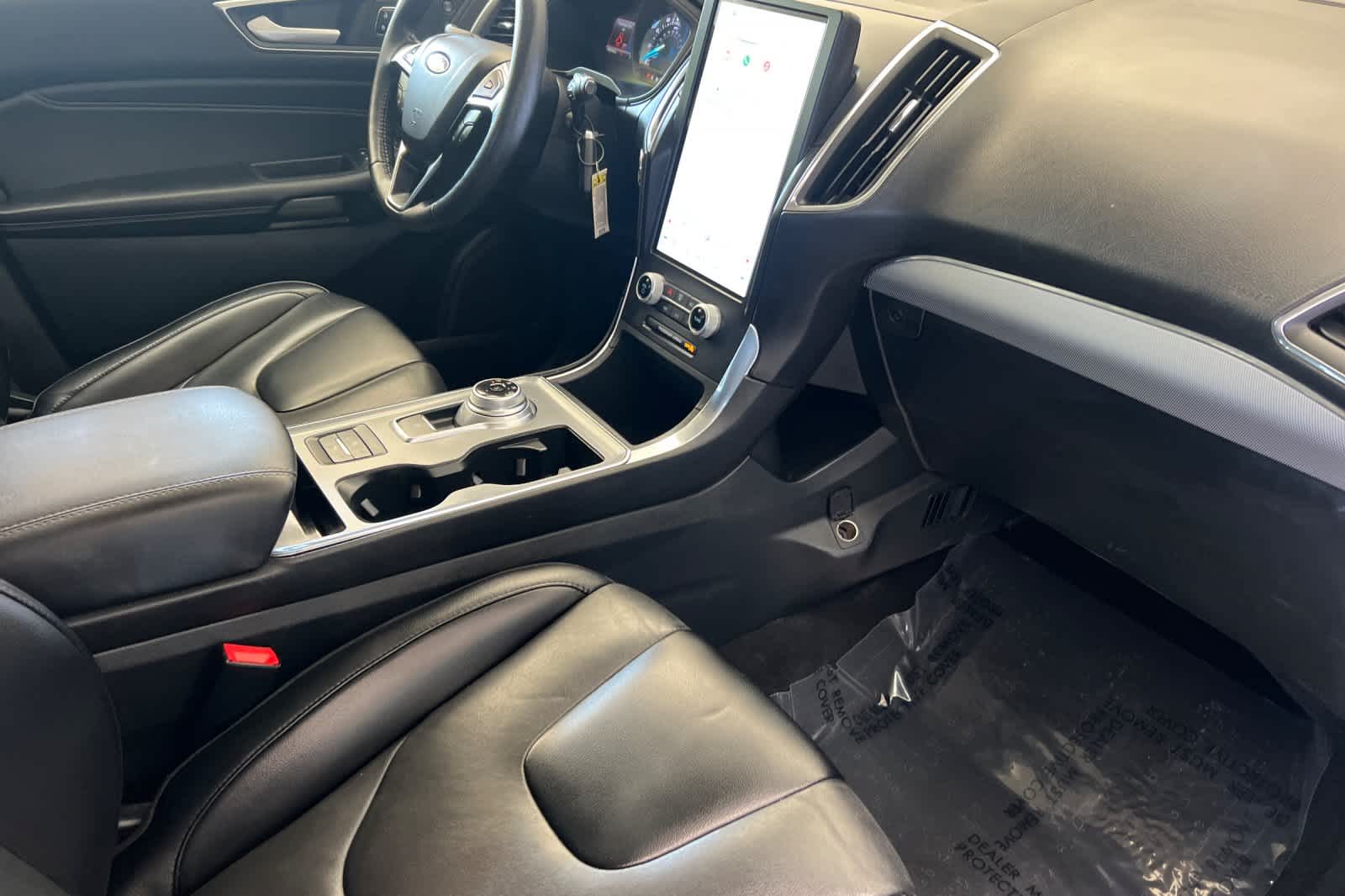 Thumbnail: 2022 Ford Edge - 17