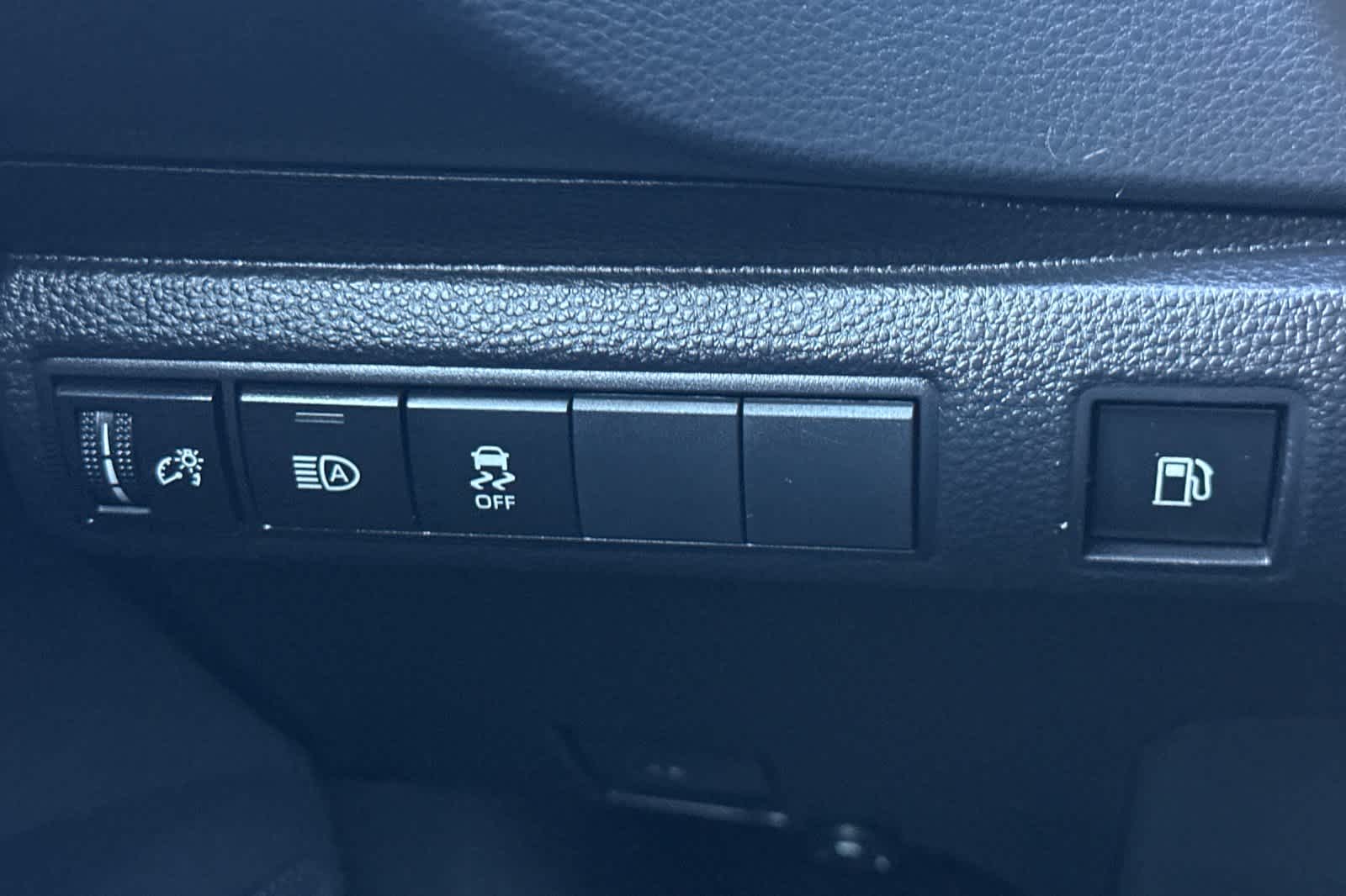 Thumbnail: 2023 Toyota Corolla - 29