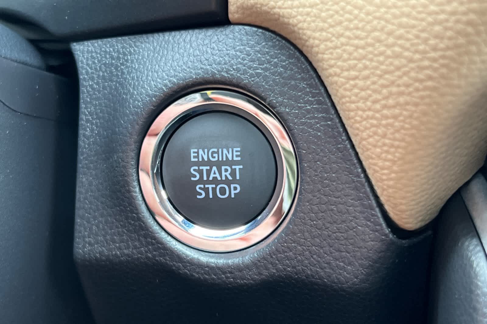 Thumbnail: 2025 Toyota RAV4 - 23