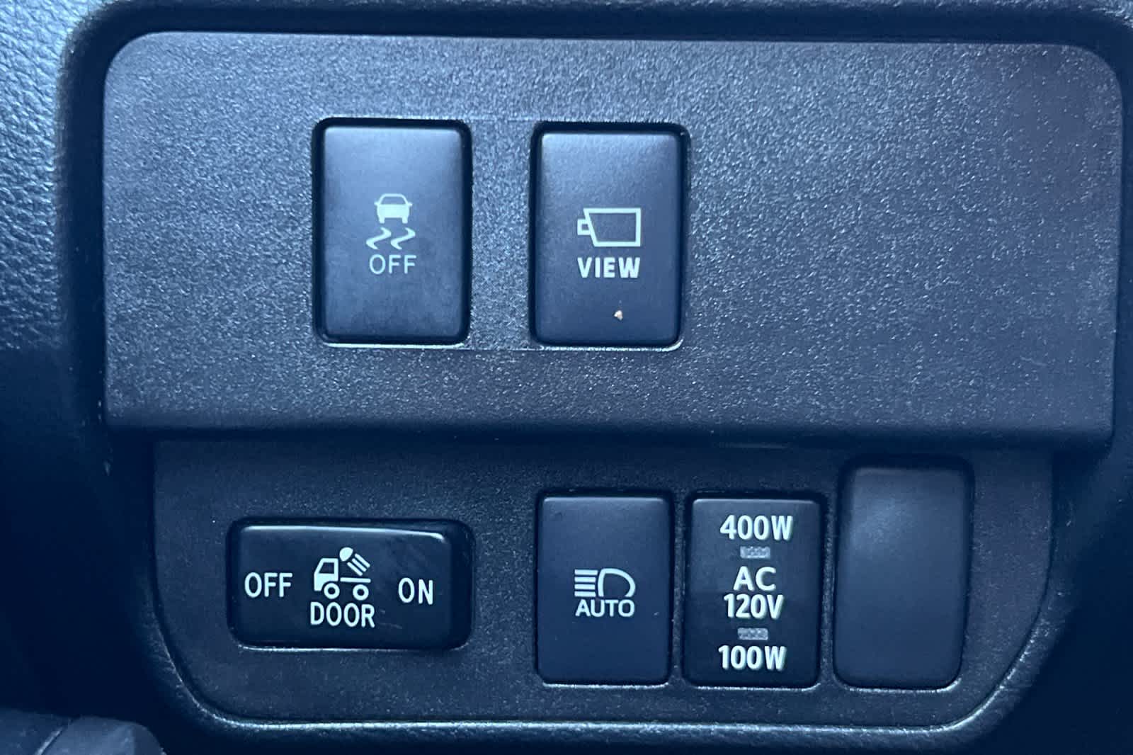 Thumbnail: 2021 Toyota Tacoma - 30