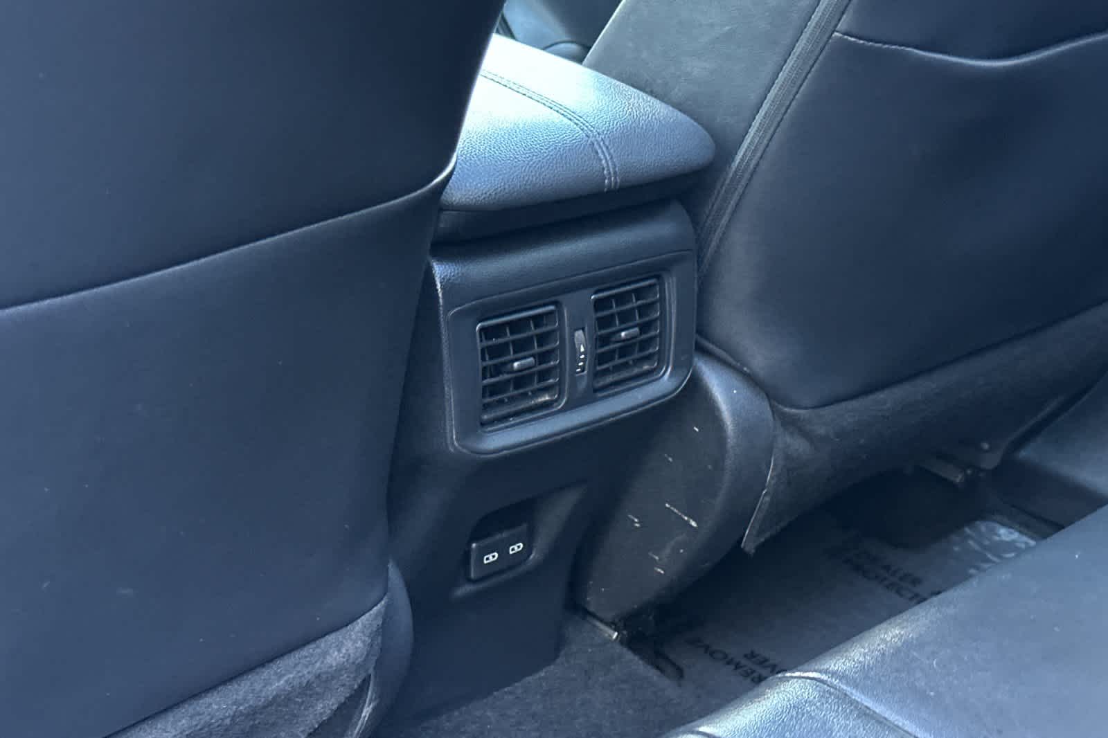 Thumbnail: 2022 Toyota RAV4 - 14