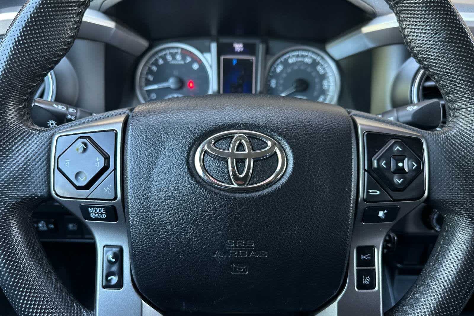 Thumbnail: 2021 Toyota Tacoma - 23