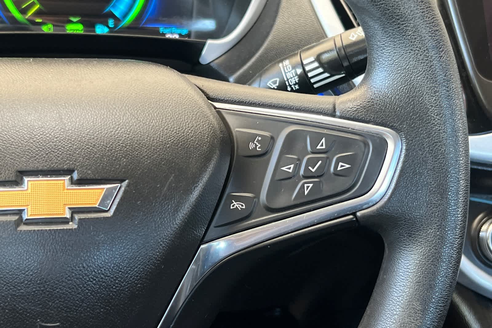 Thumbnail: 2018 Chevrolet Volt - 26