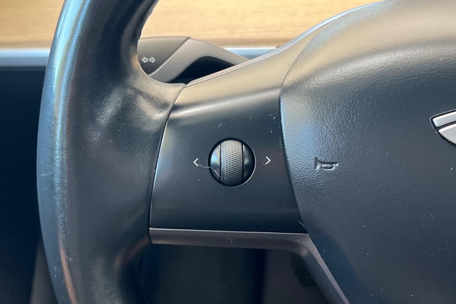 Thumbnail: 2018 Tesla Model 3 - 25