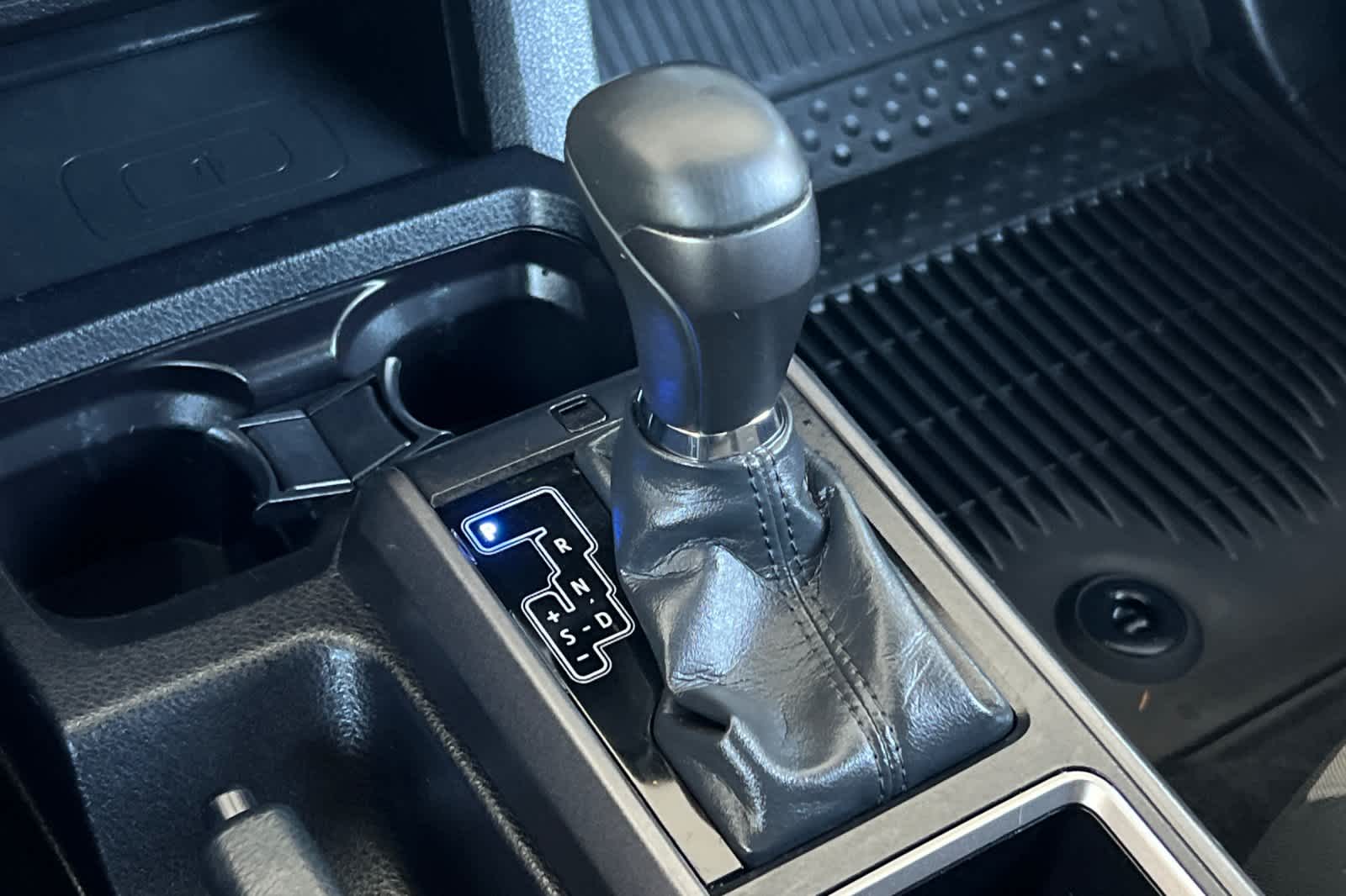 Thumbnail: 2023 Toyota Tacoma - 22