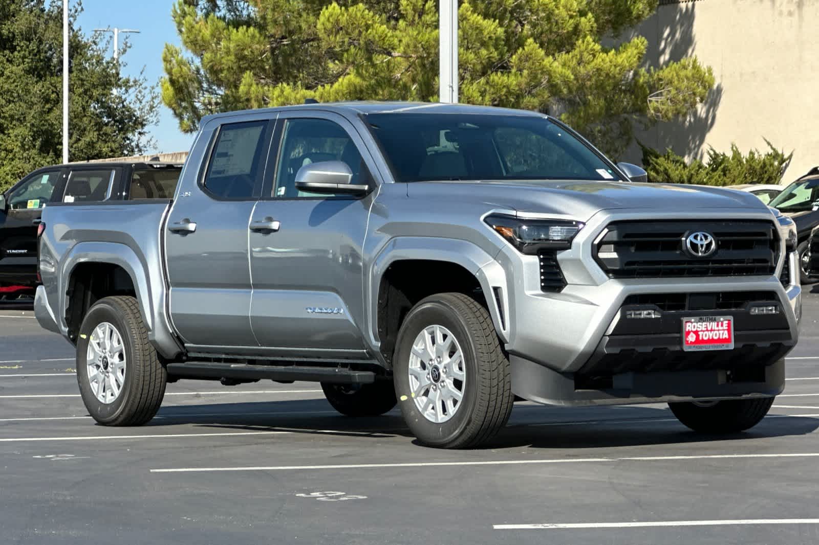 Thumbnail: 2025 Toyota Tacoma - 9