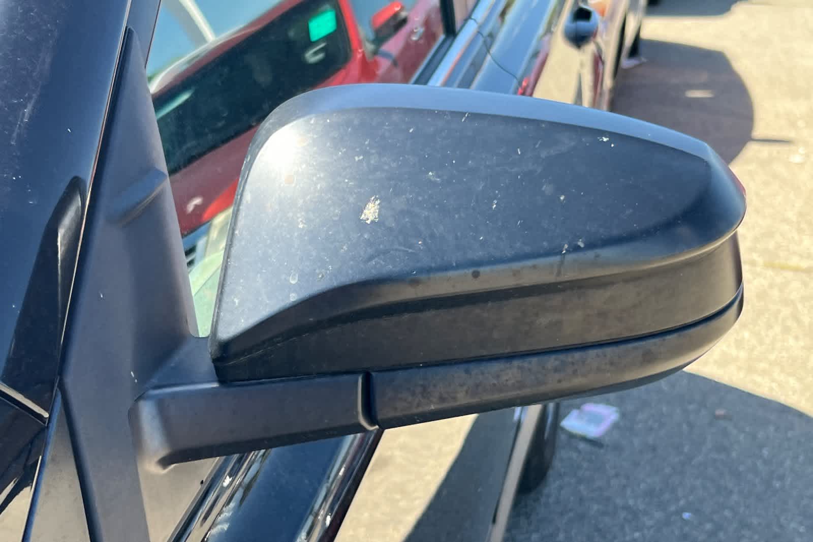 Thumbnail: 2017 Toyota RAV4 - 9