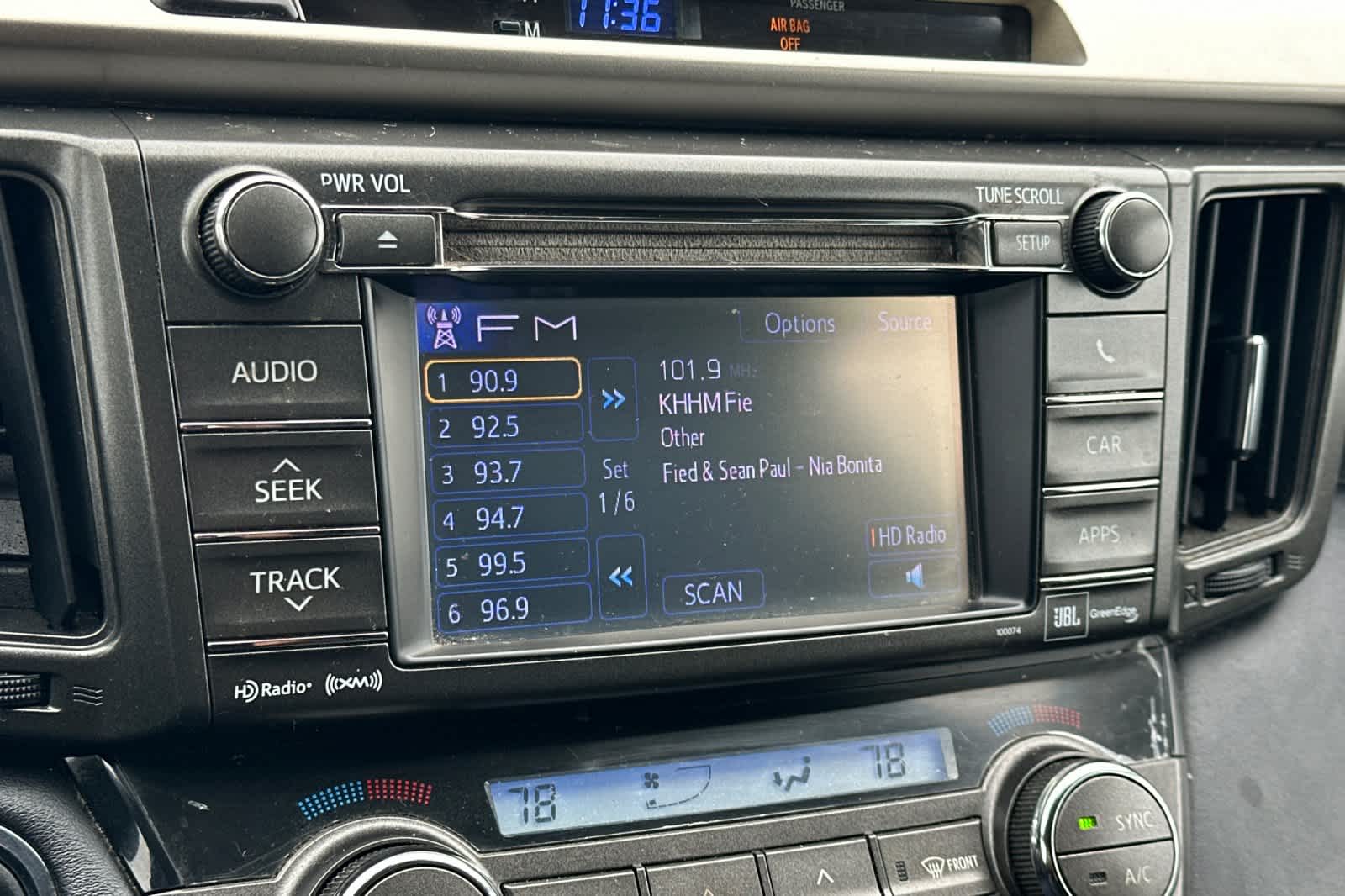 Thumbnail: 2013 Toyota RAV4 - 19