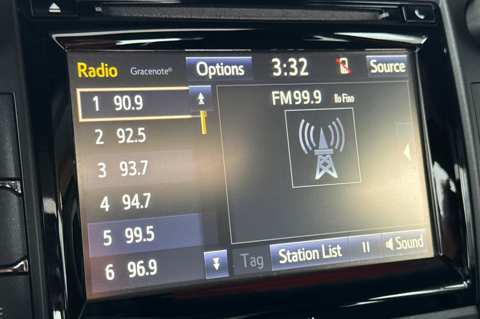 Thumbnail: 2017 Toyota Camry - 18