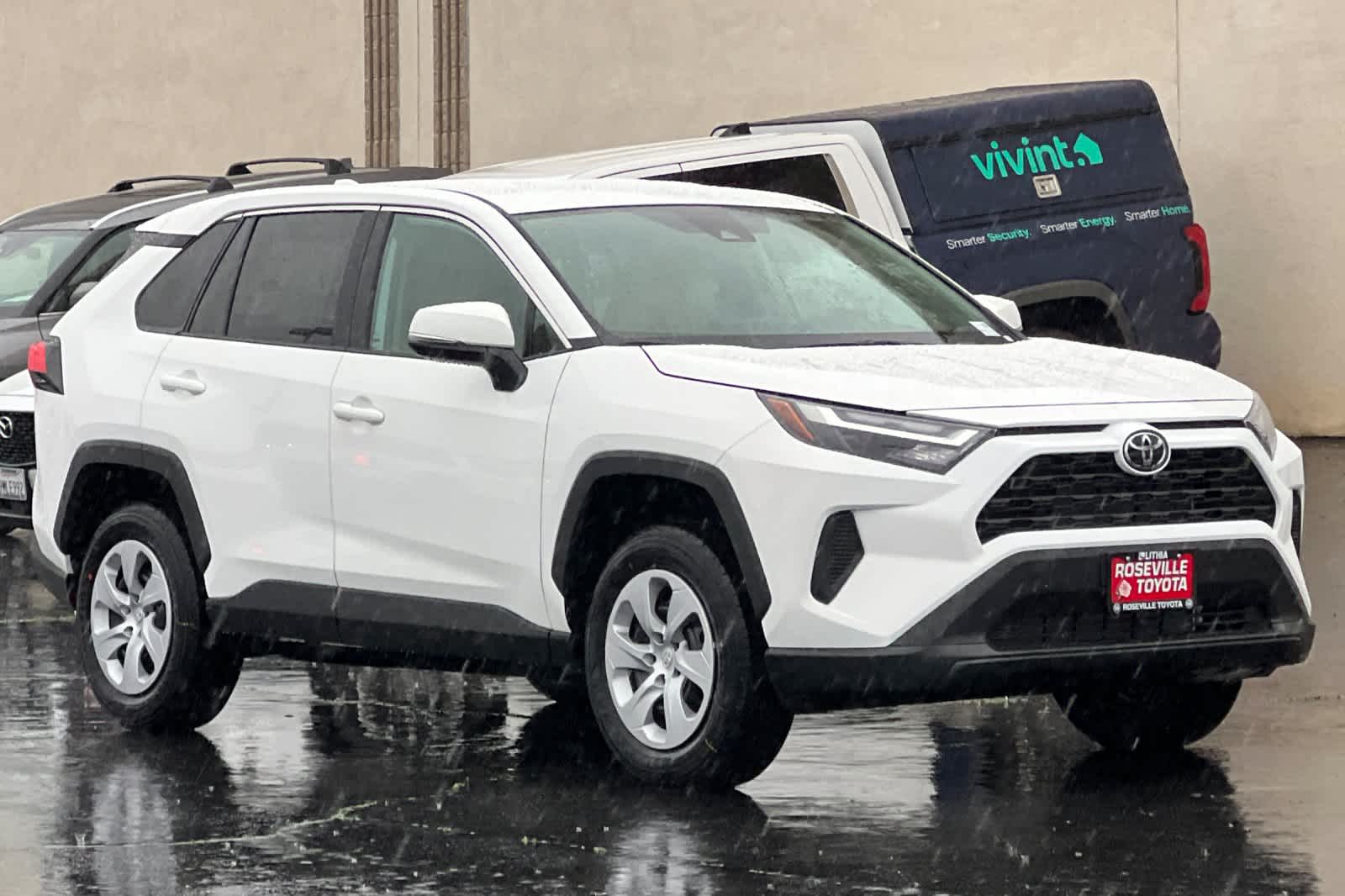 Thumbnail: 2025 Toyota RAV4 - 9