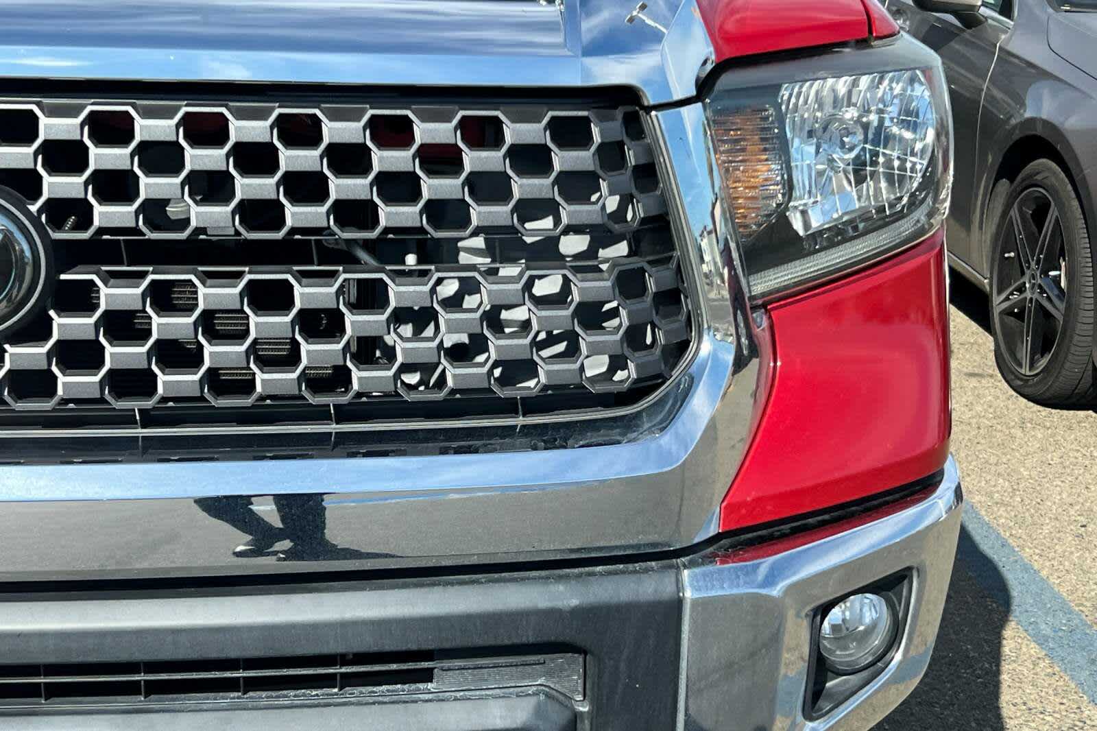 Thumbnail: 2019 Toyota Tundra - 11