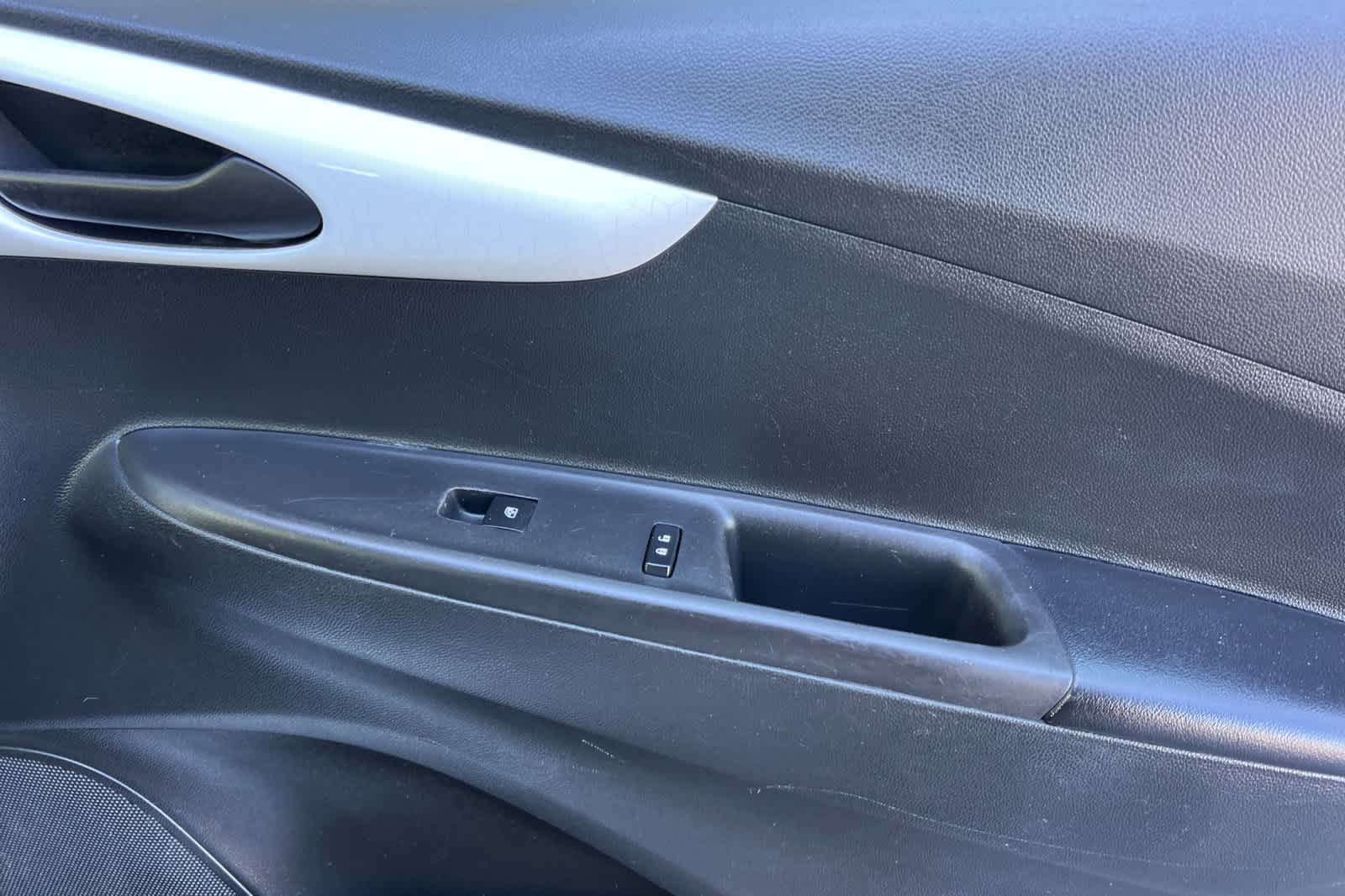 Thumbnail: 2017 Chevrolet Spark - 18