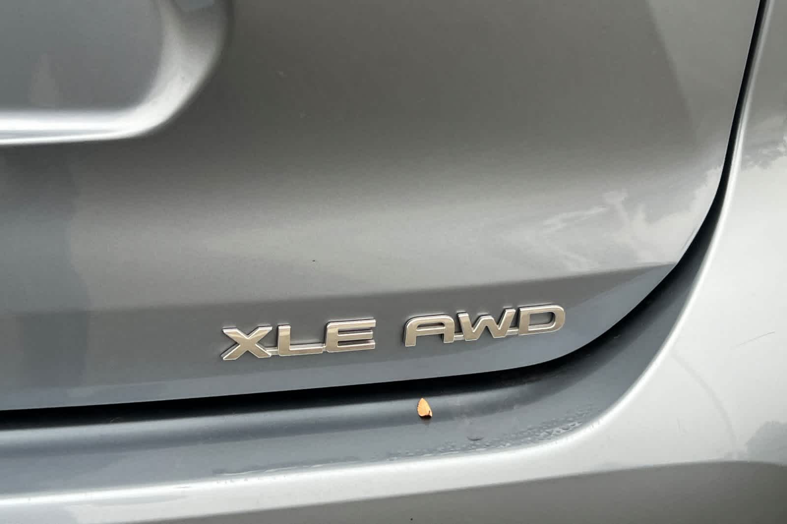 Thumbnail: 2023 Toyota Highlander - 7