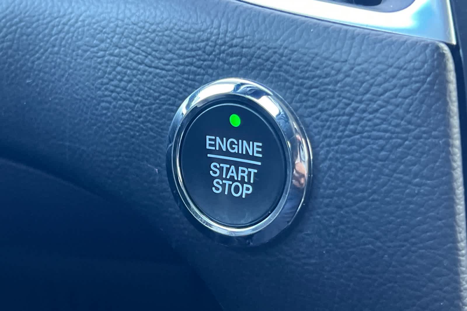 Thumbnail: 2022 Ford Edge - 25