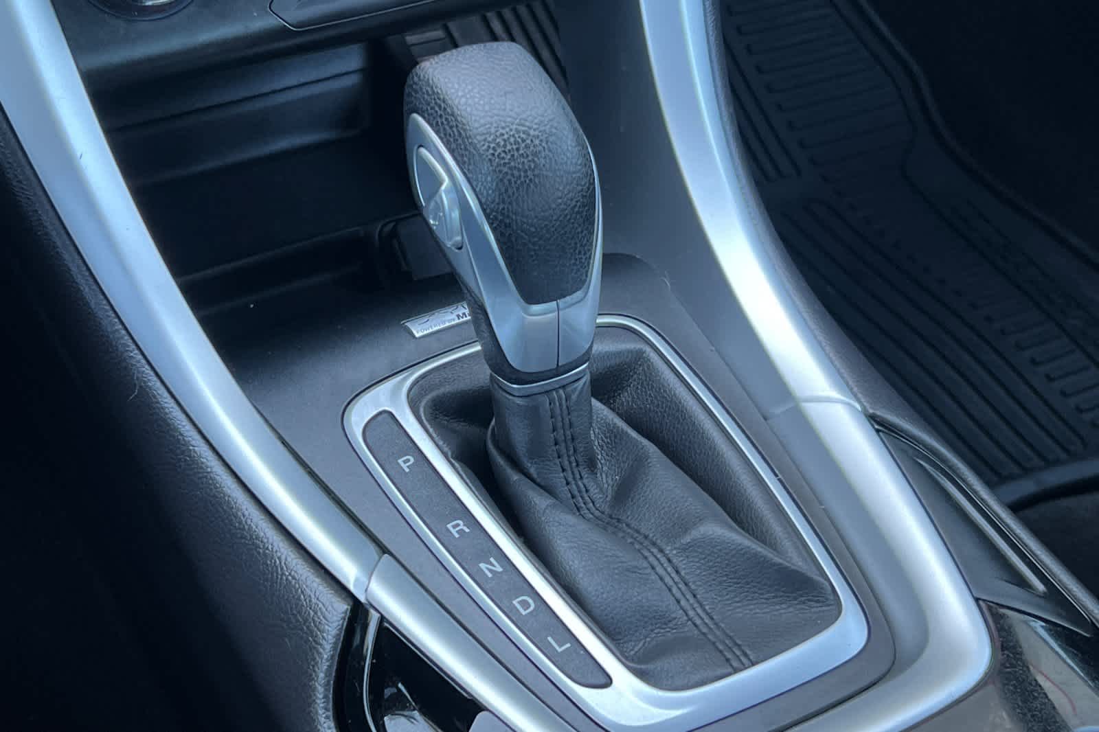 Thumbnail: 2013 Ford Fusion - 21