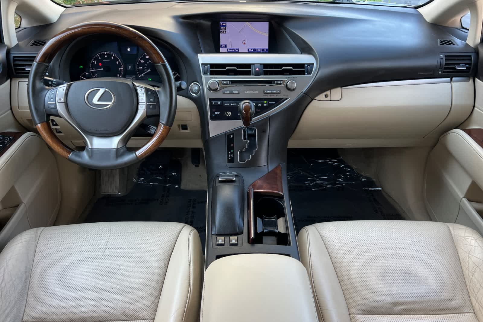 Thumbnail: 2015 Lexus RX - 3