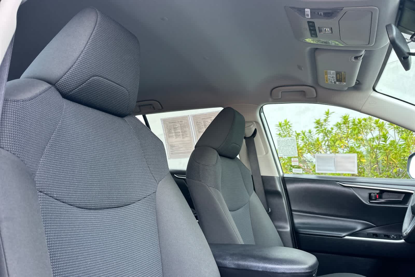 Thumbnail: 2024 Toyota RAV4 - 18