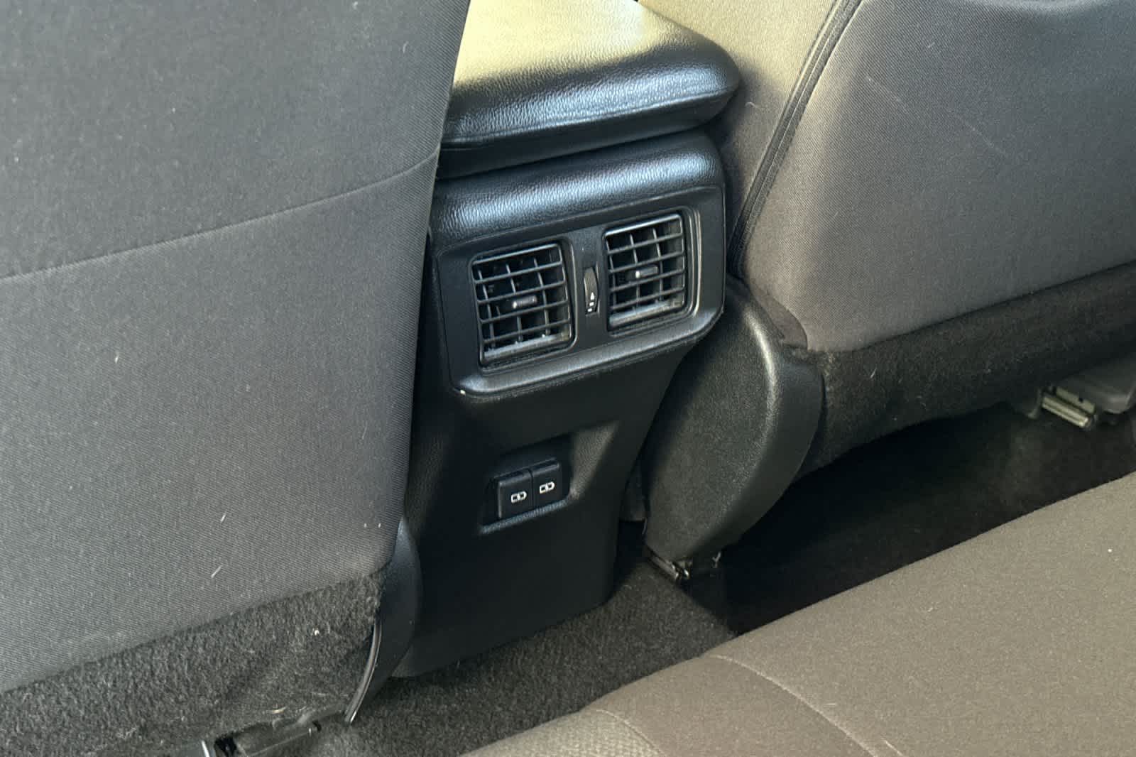 Thumbnail: 2023 Toyota RAV4 - 14