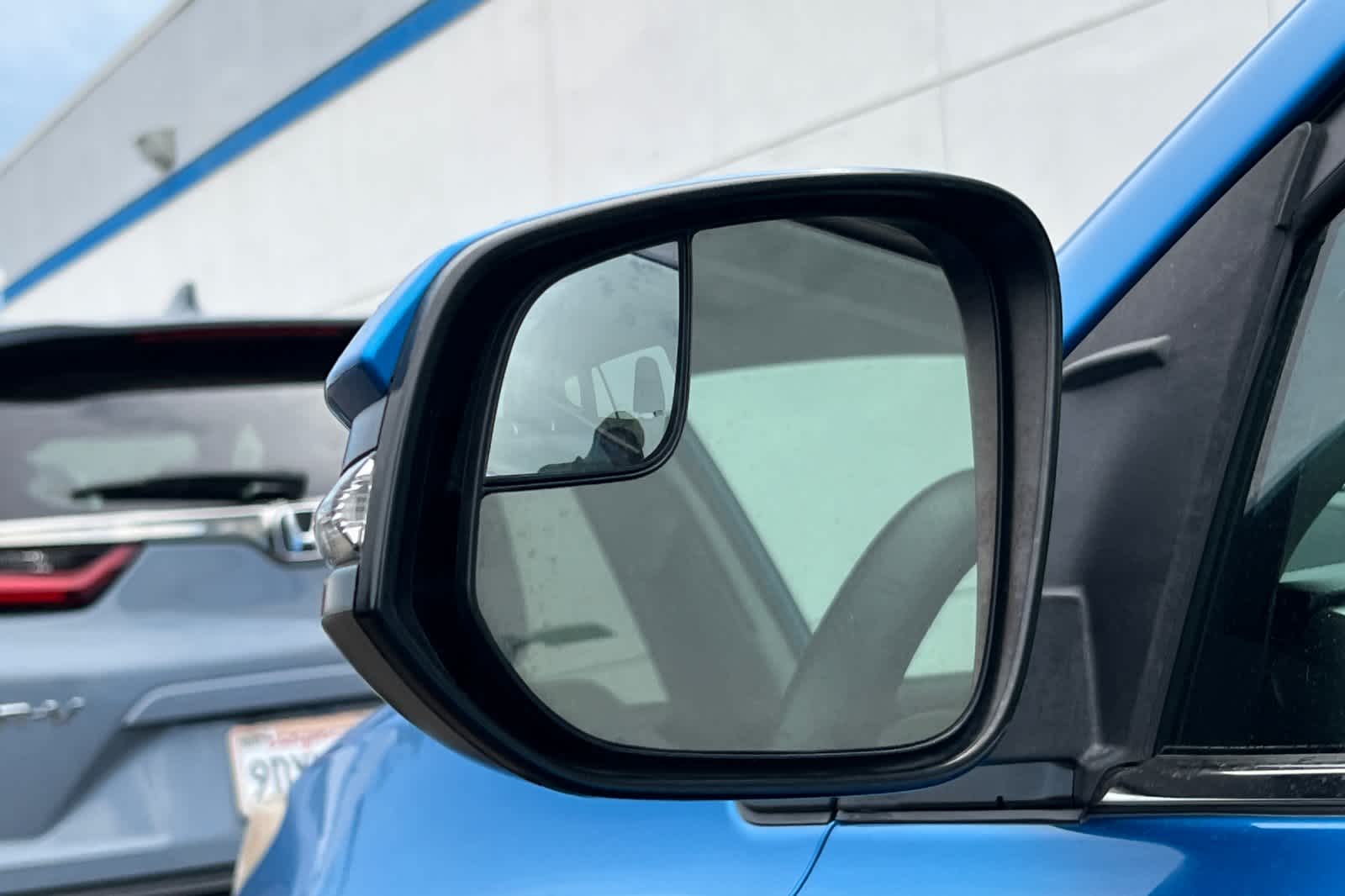 Thumbnail: 2016 Toyota RAV4 - 19