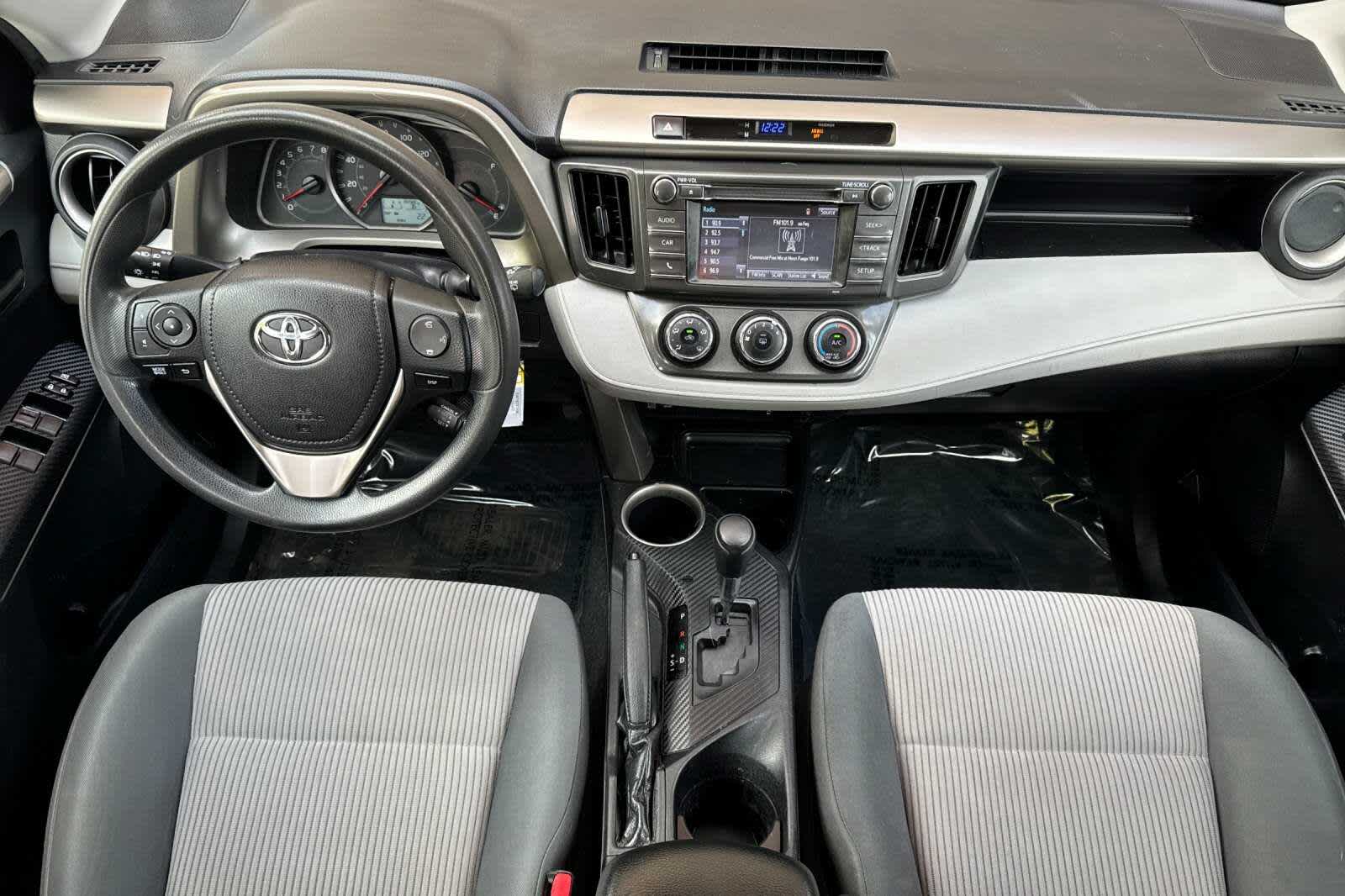 Thumbnail: 2014 Toyota RAV4 - 3