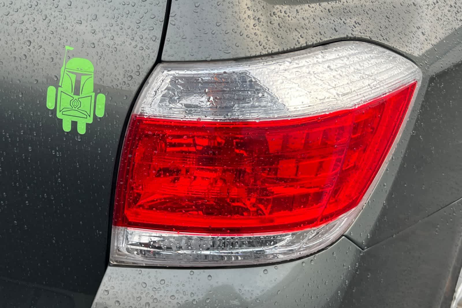 Thumbnail: 2011 Toyota Highlander - 16