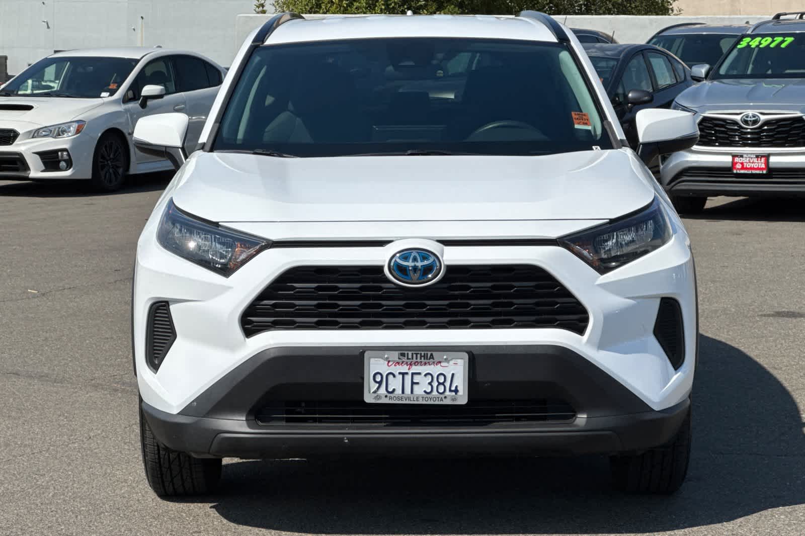 Thumbnail: 2022 Toyota RAV4 - 10