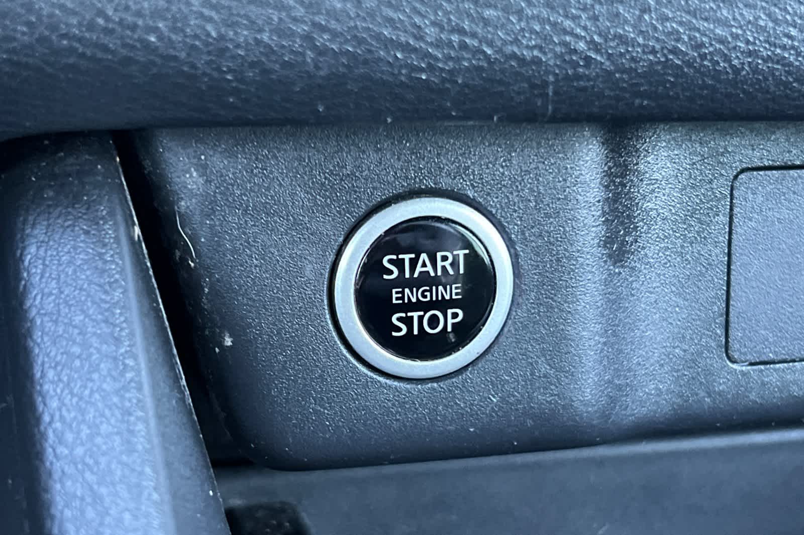 Thumbnail: 2023 Nissan Rogue - 24