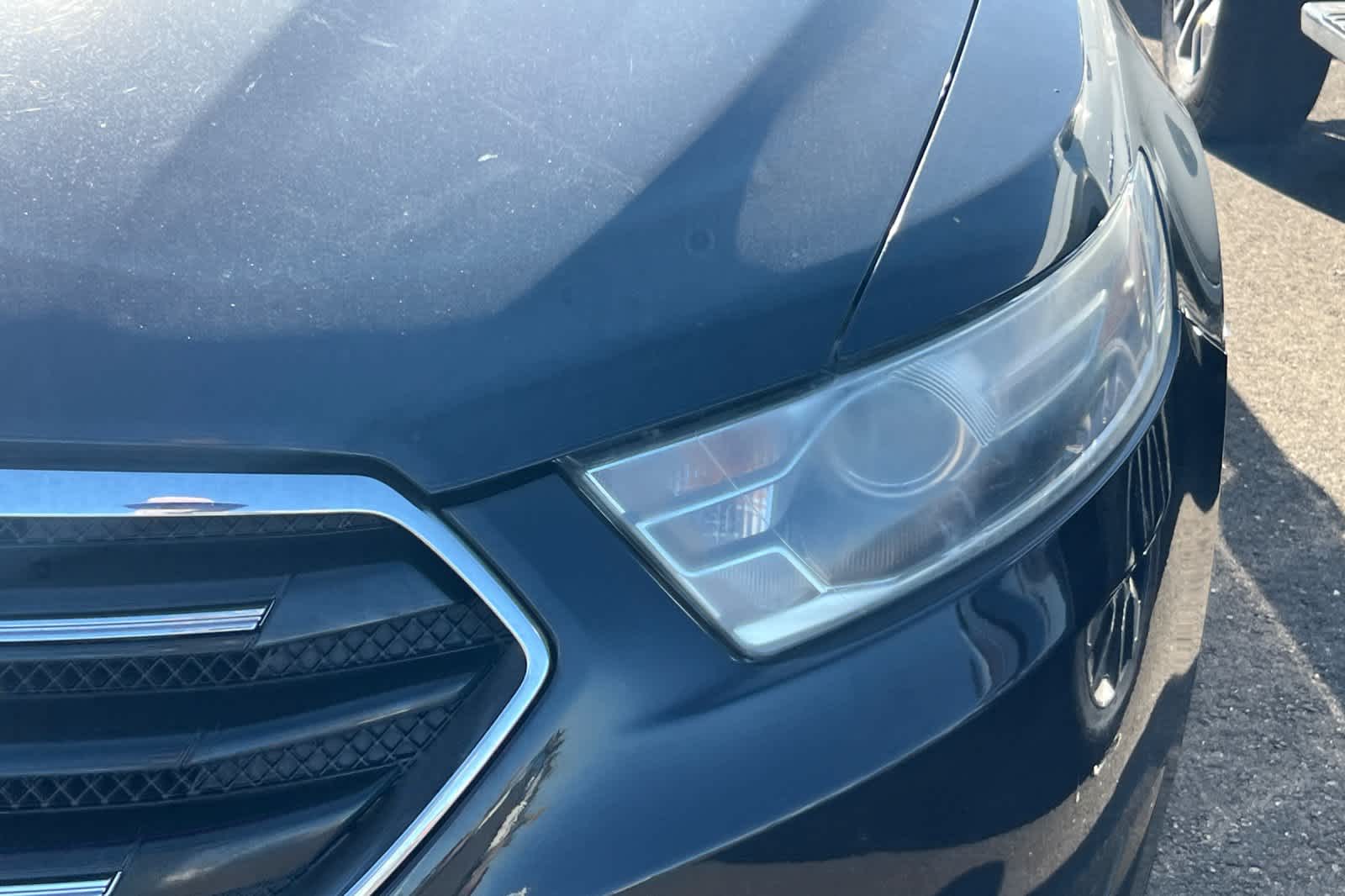 Thumbnail: 2015 Ford Taurus - 11