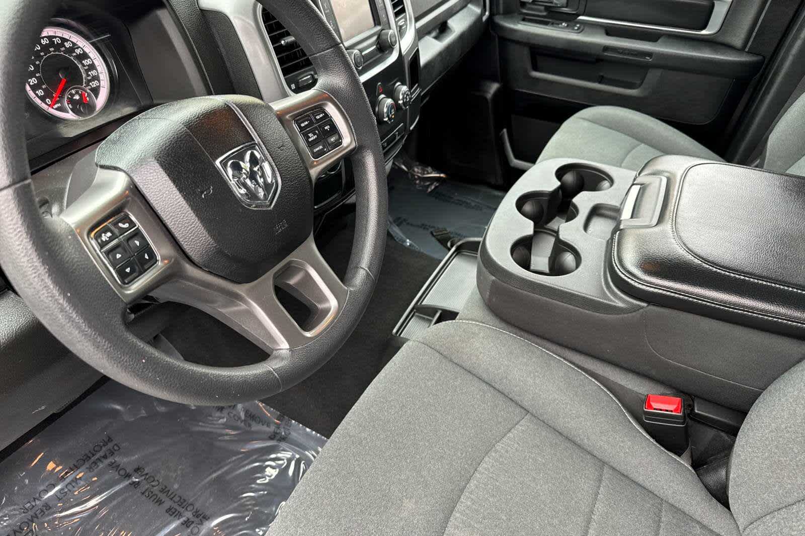 2024 RAM 1500 Warlock 10