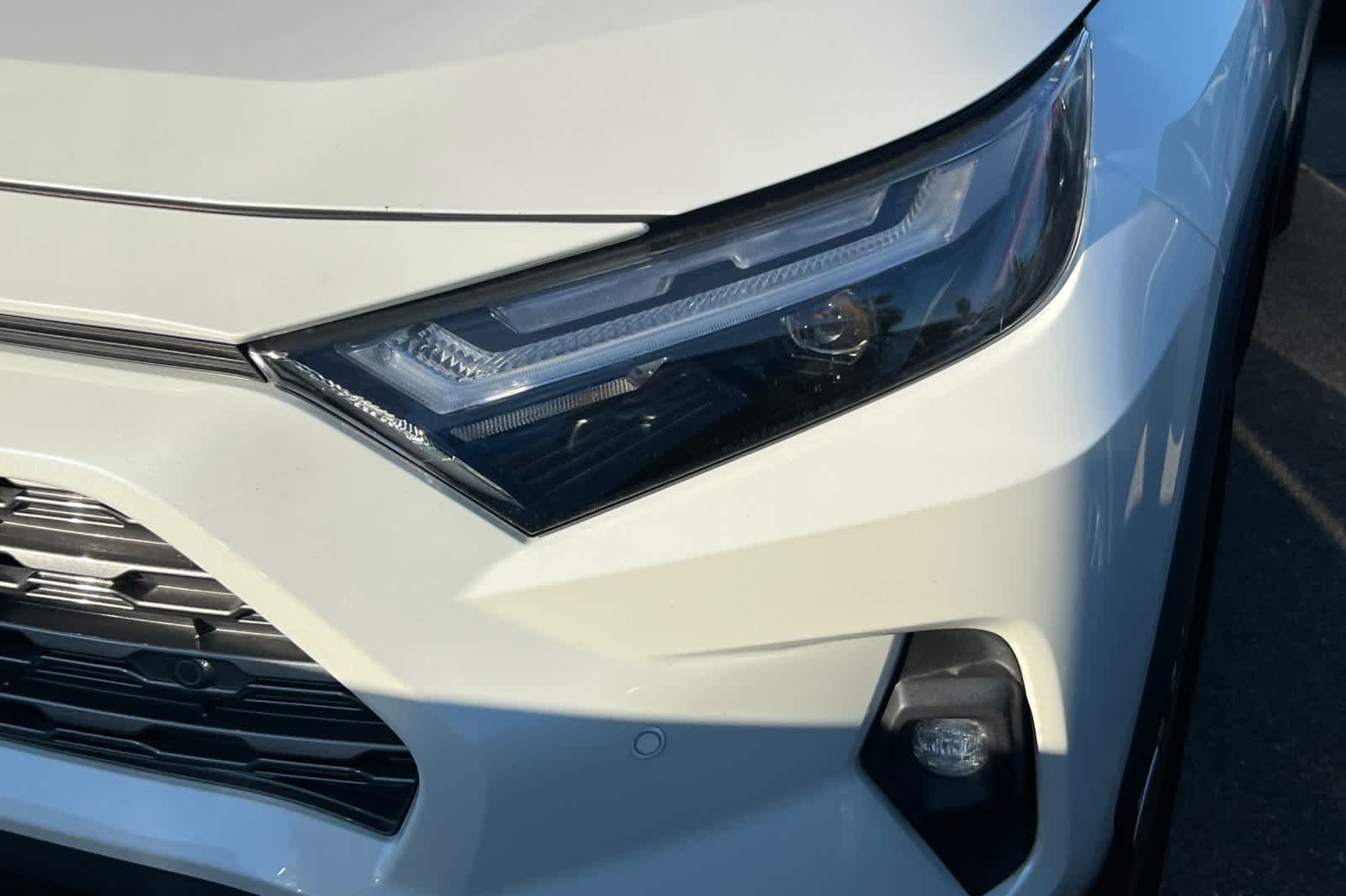 Thumbnail: 2022 Toyota RAV4 - 11