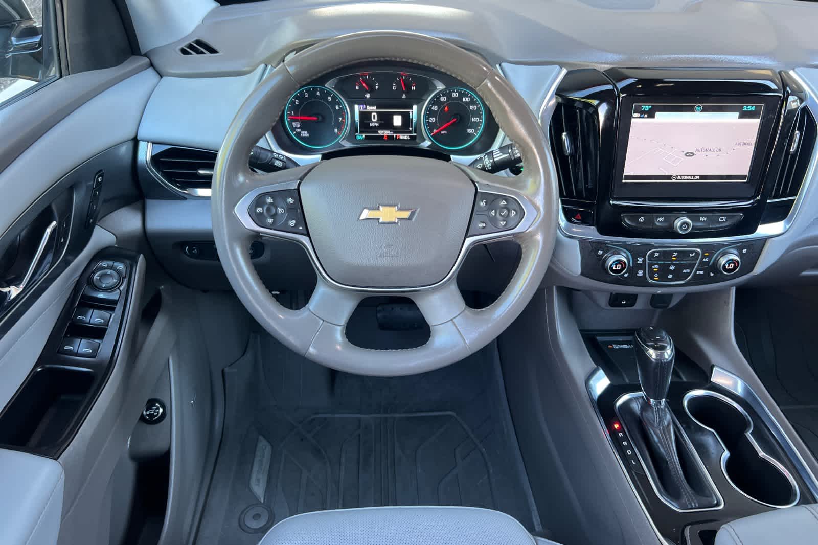 Thumbnail: 2018 Chevrolet Traverse - 14