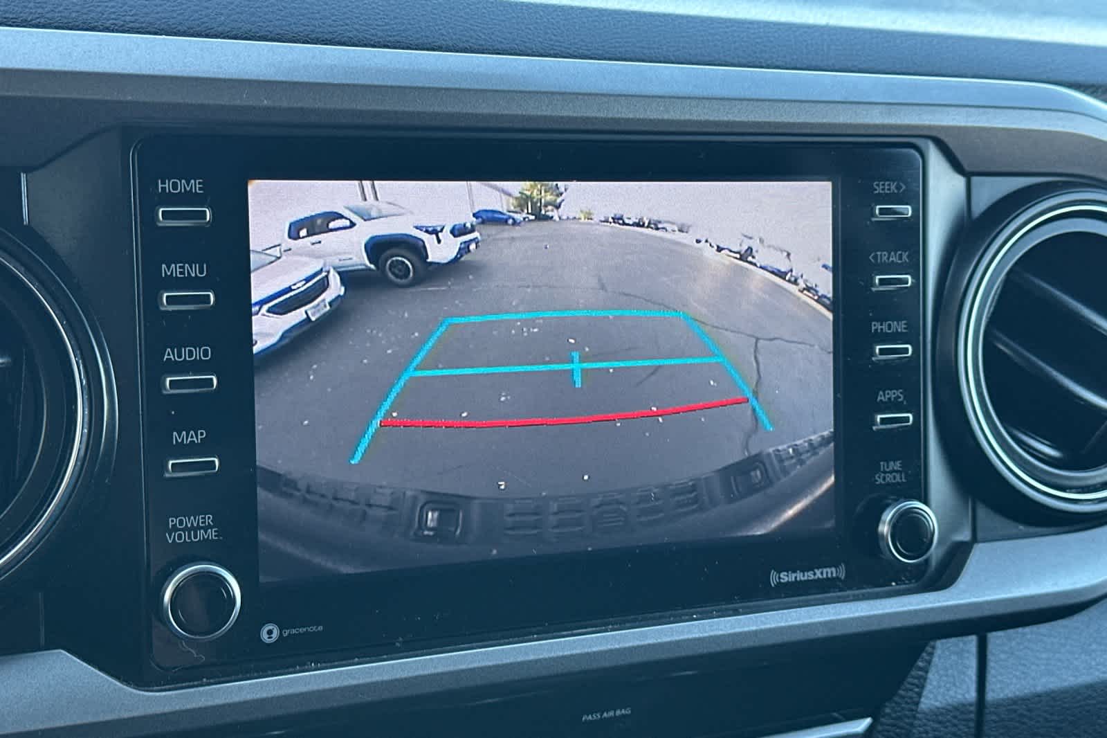 Thumbnail: 2021 Toyota Tacoma - 20