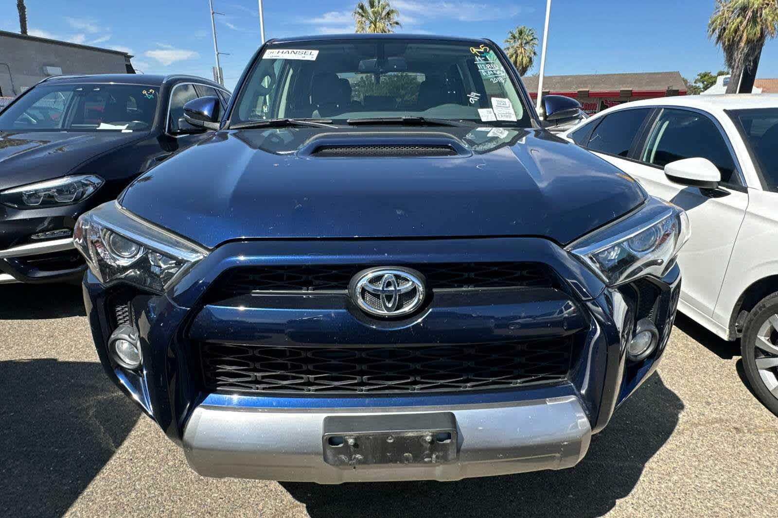 Thumbnail: 2018 Toyota 4Runner - 6