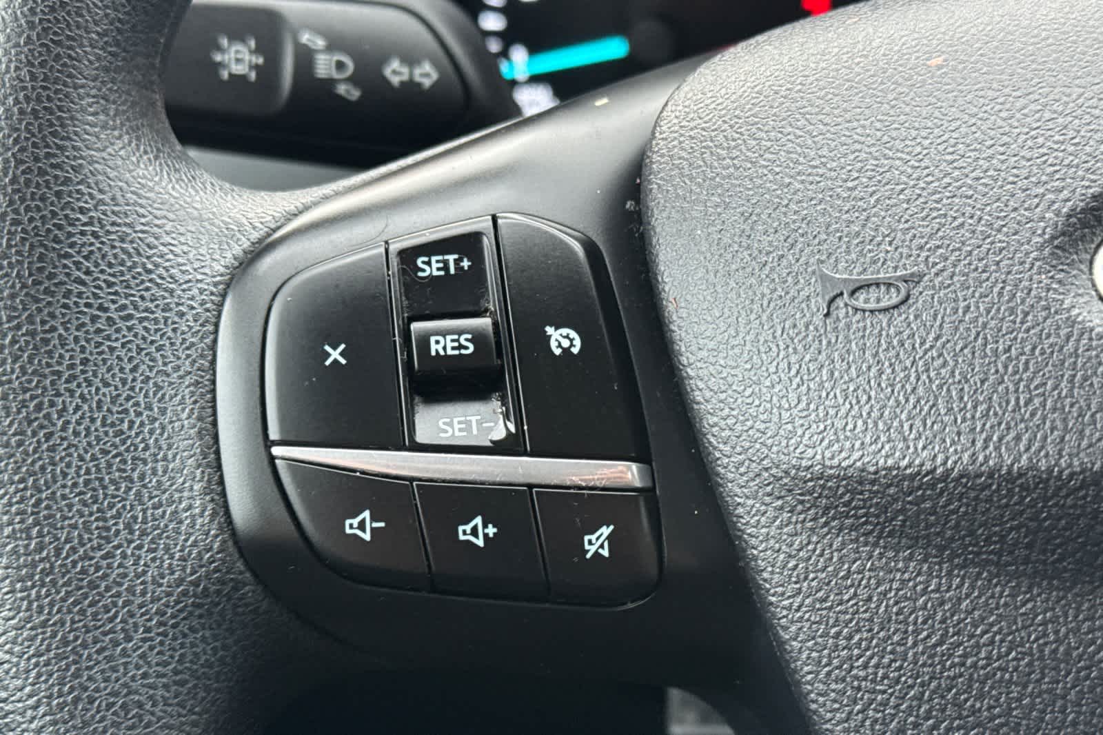 Thumbnail: 2021 Ford Escape - 24