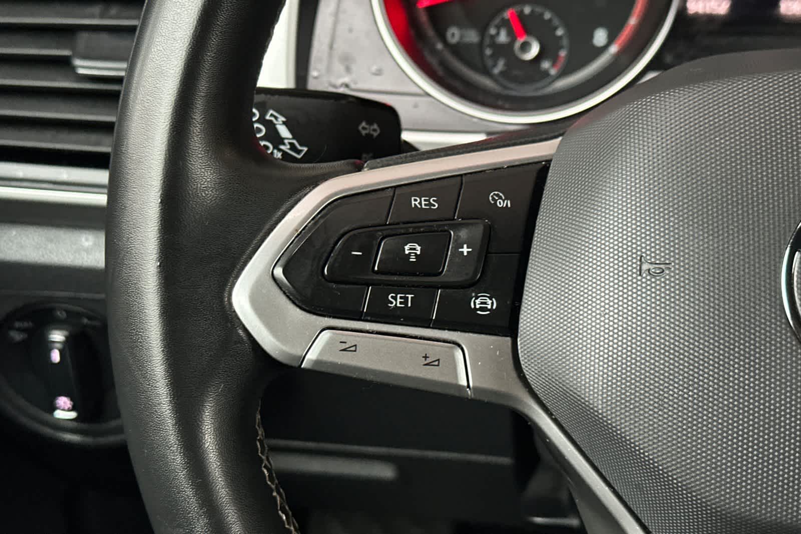 Thumbnail: 2021 Volkswagen Atlas - 26