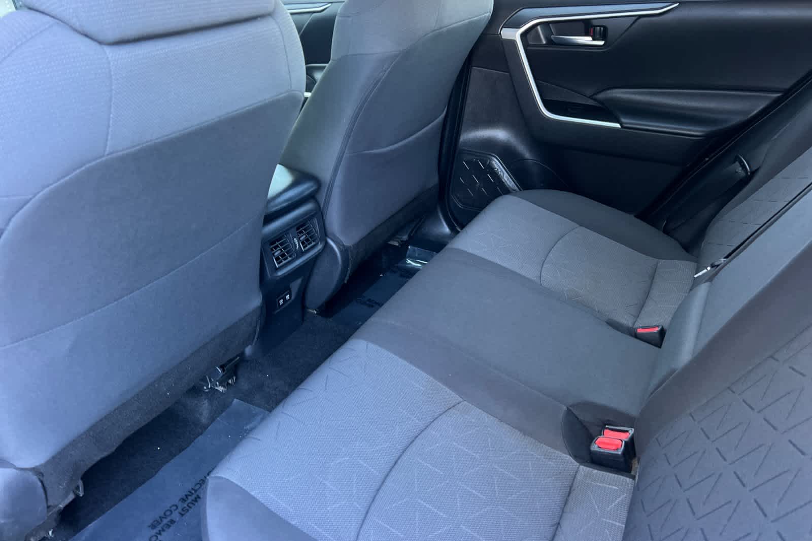 Thumbnail: 2021 Toyota RAV4 - 4