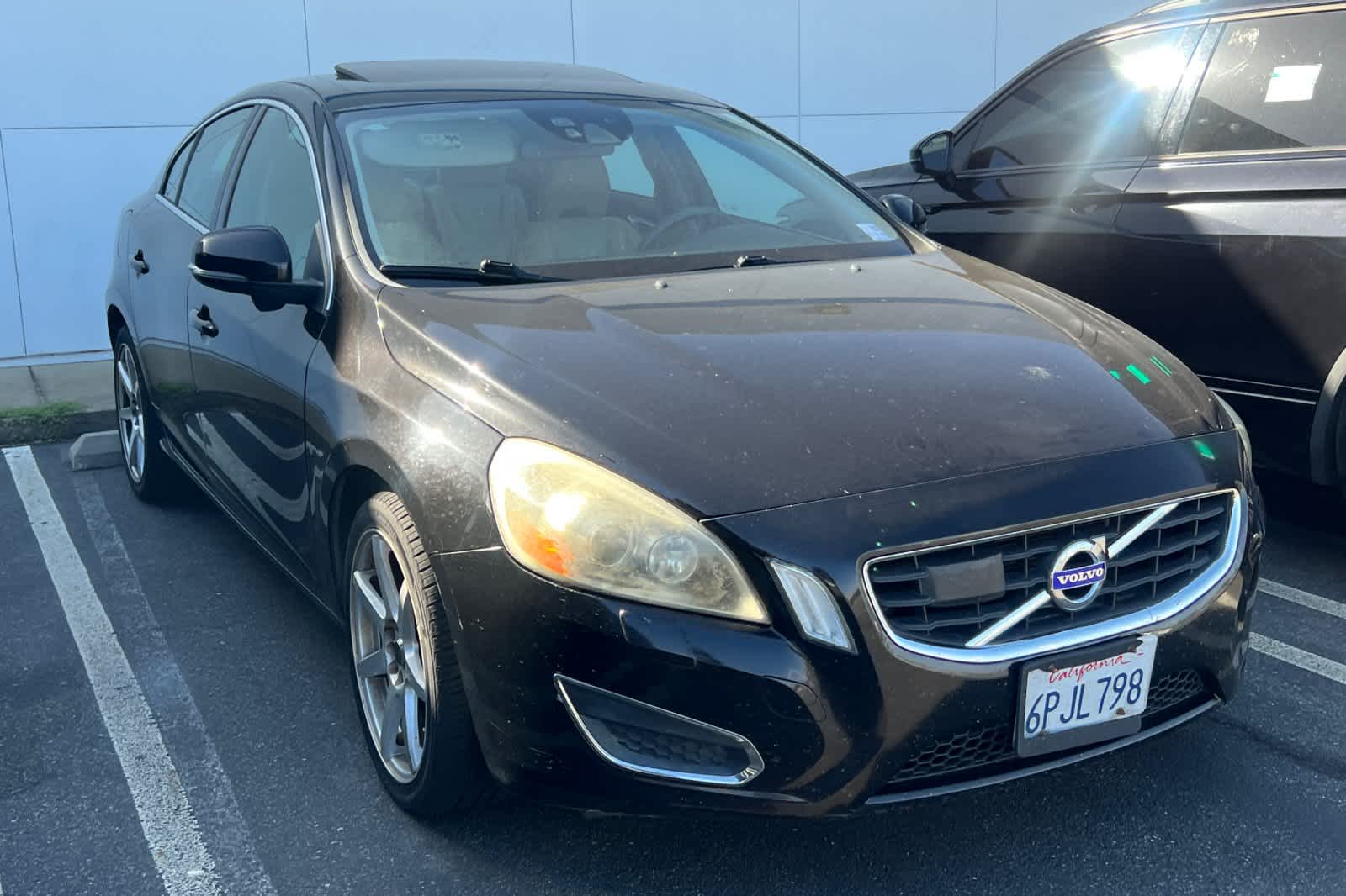 Thumbnail: 2011 Volvo S60 - 3