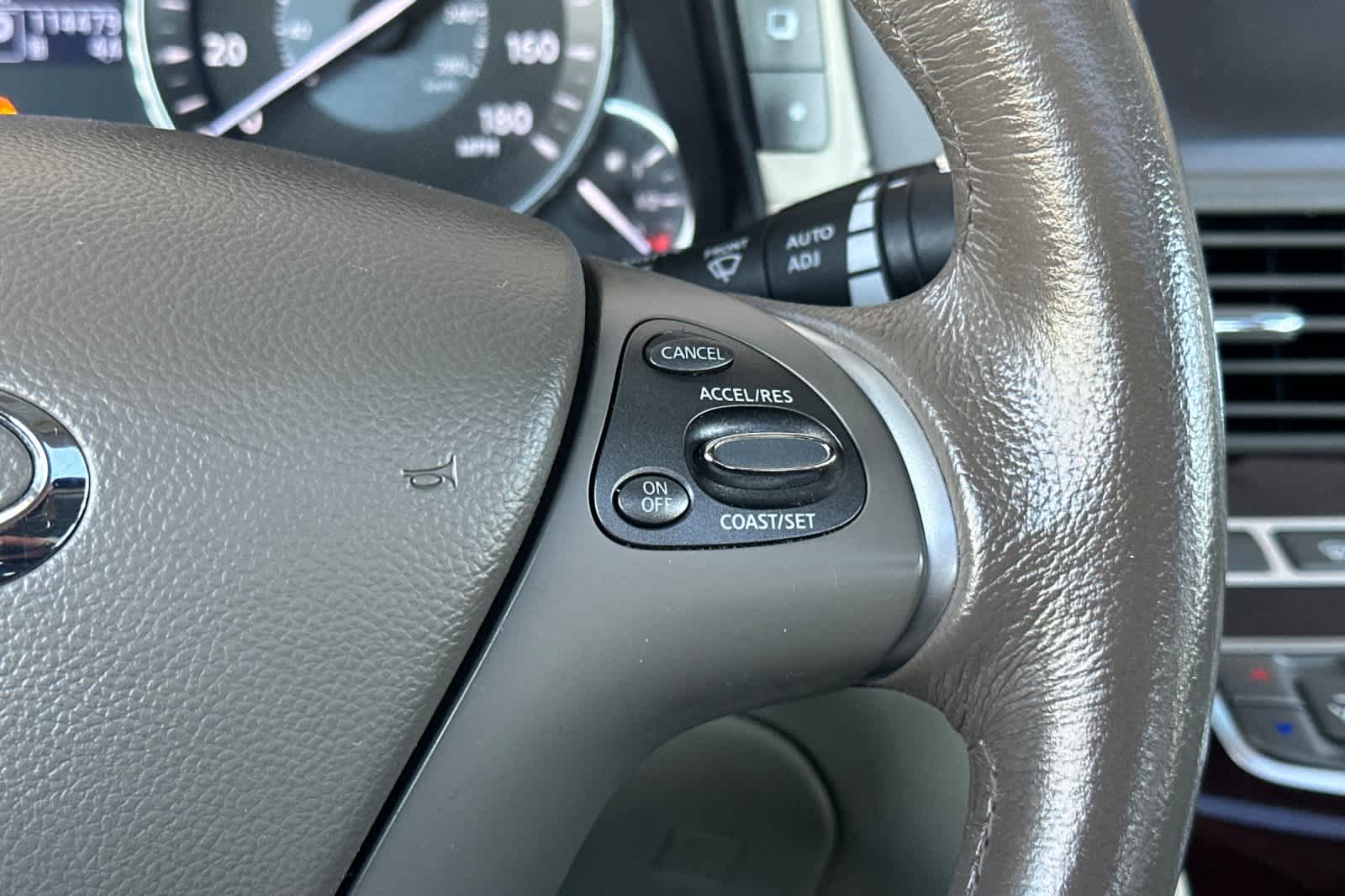 Thumbnail: 2012 INFINITI M37 - 27