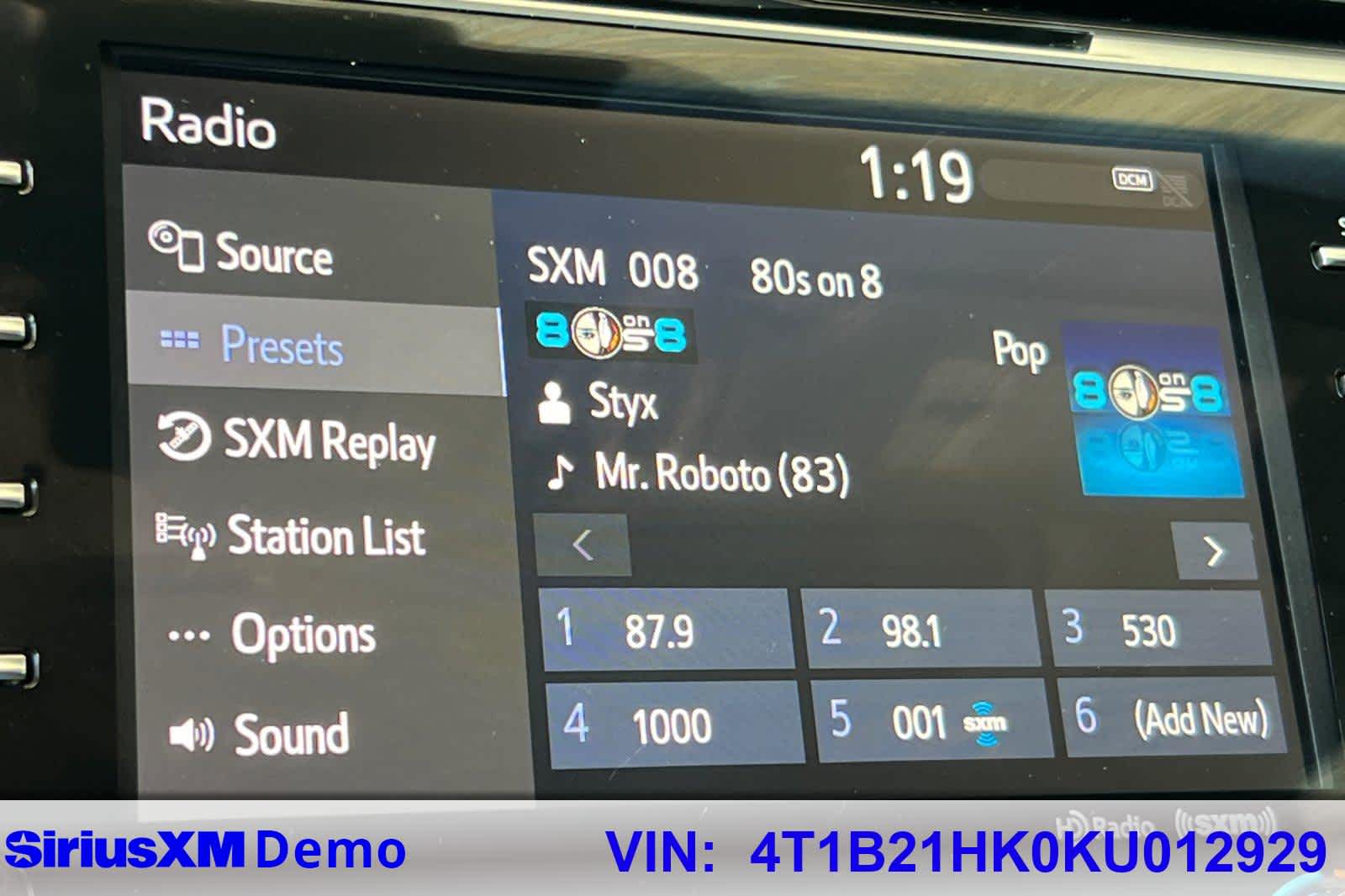 Thumbnail: 2019 Toyota Camry - 31