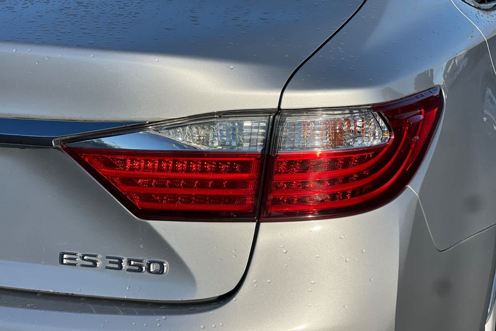 Thumbnail: 2013 Lexus ES - 28