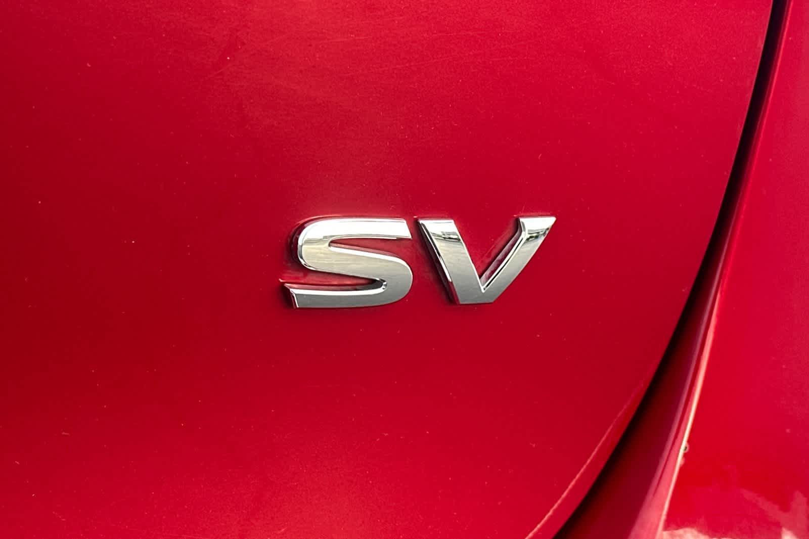 Thumbnail: 2018 Nissan Rogue Sport - 32